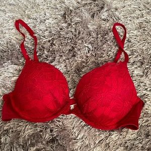 Red Lace Push-up Bra